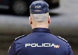 Encuentran con heridas de bala el cadáver de un hombre en el interior de un piso de Málaga