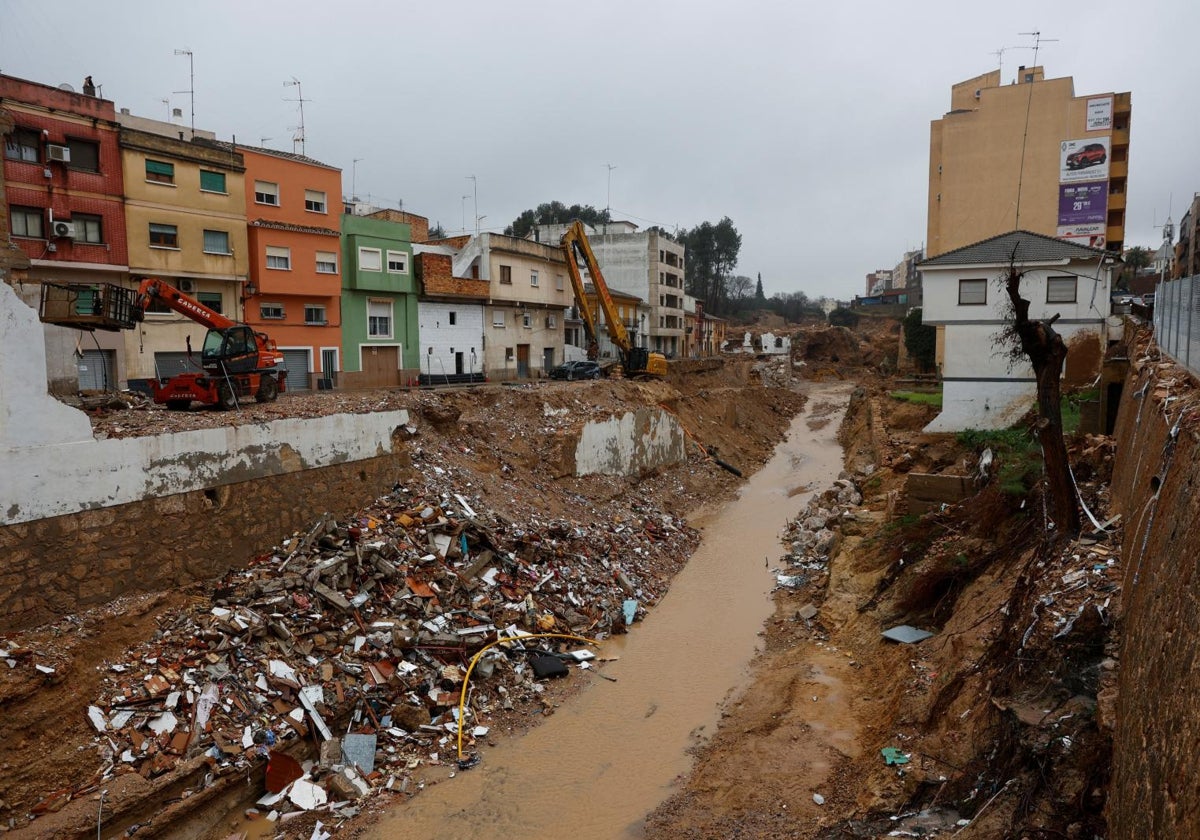 Imagen del barranco del Poyo a su paso por Chiva este pasado lunes