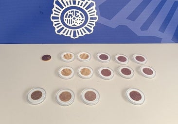 El timo de las monedas de oro: cinco detenidos por estafar más de 24.000 euros a casas de empeño de joyas