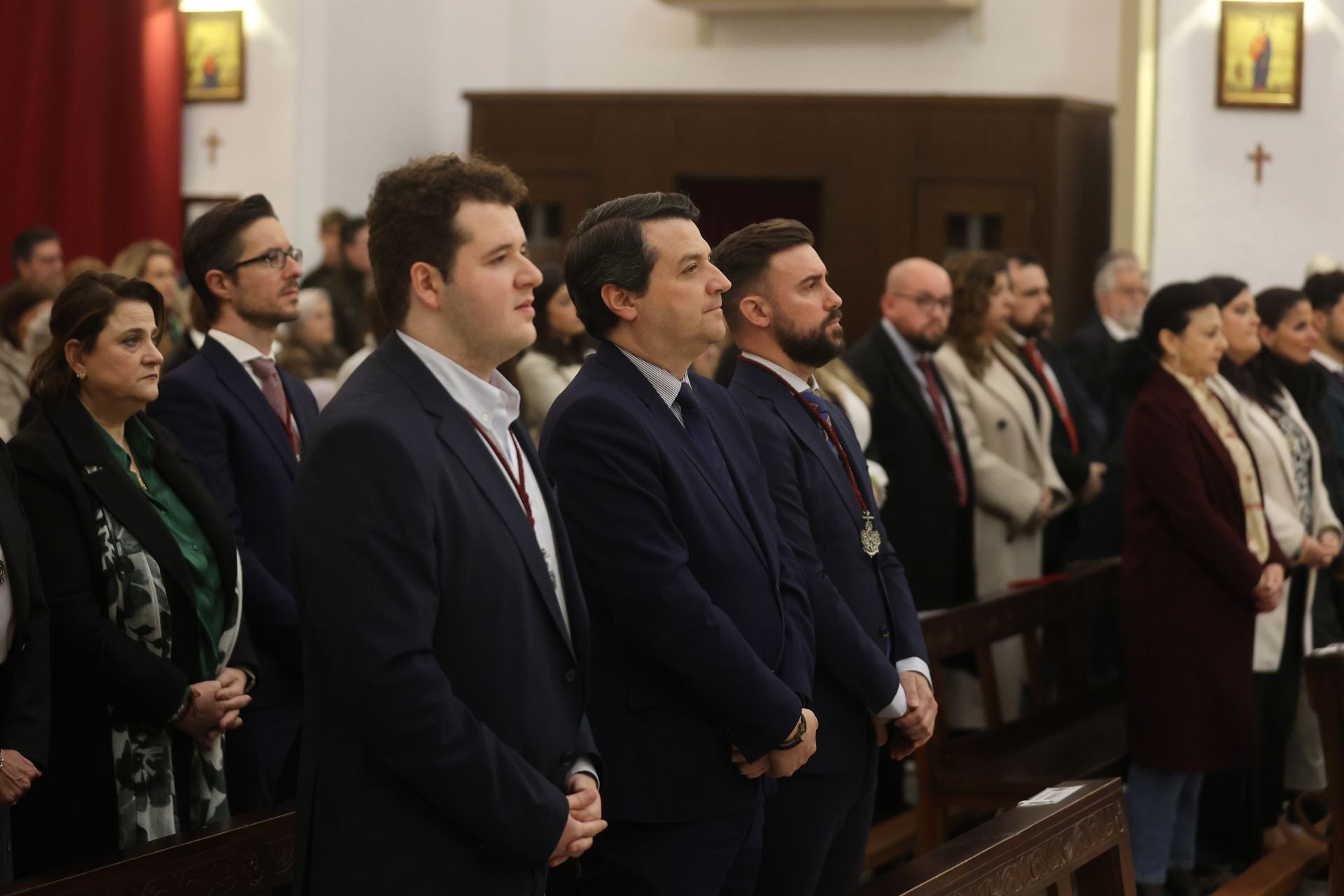 La bendición de la obra pictórica de Rafael Castejón para el Cristo de la Confianza de Córdoba, en imágenes