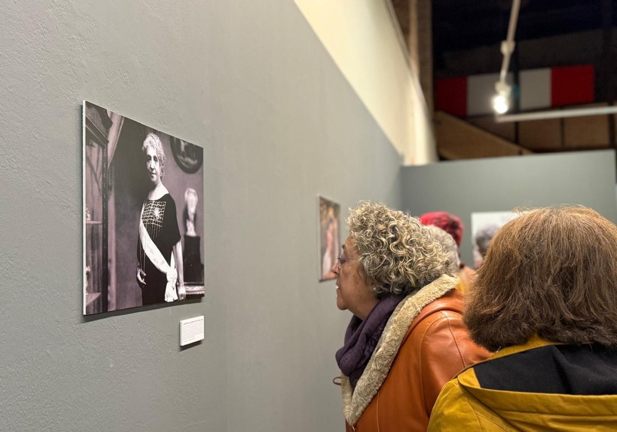 Presentación de la exposición 'Segovianas con rostro. Segovianas con rastro'