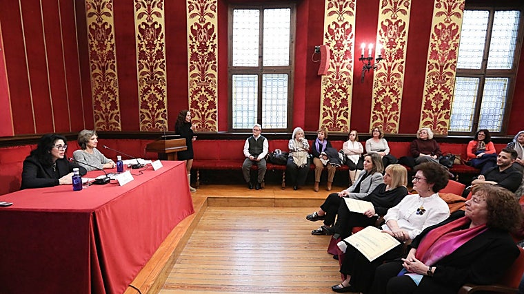 Algunos de los asistentes al acto de entrega de los premios 'Princesa Galiana'