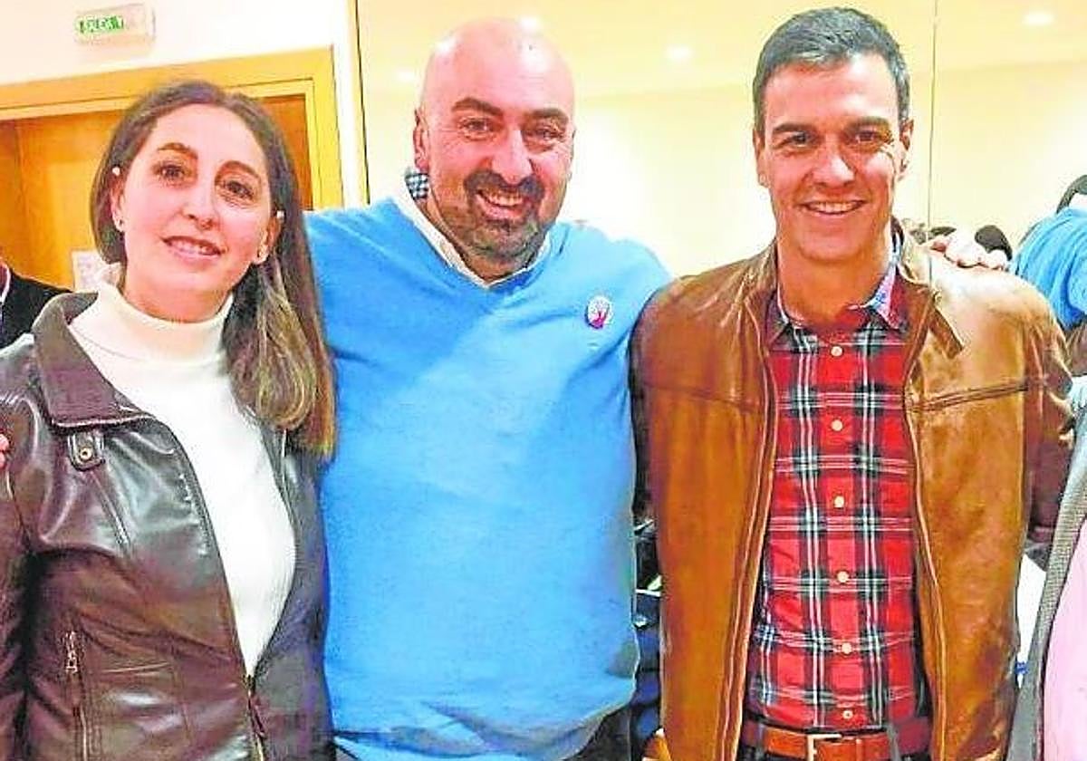 Patricia Úriz, junto a su exmarido, Koldo García, y Pedro Sánchez