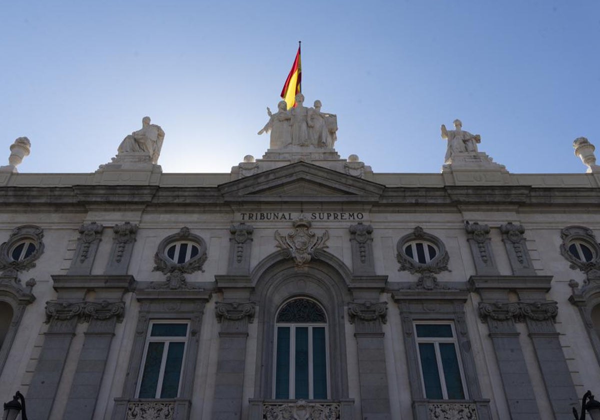 Imagen de la fachada principal del Tribunal Supremo