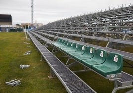 Un árbitro, al hospital tras ser agredido en un partido de fútbol de cadetes en Aranda de Duero (Burgos)