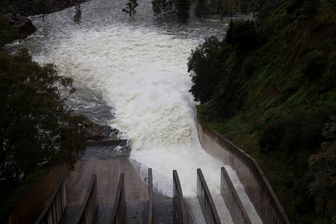 La notable crecida del río Guadalquivir, en imágenes