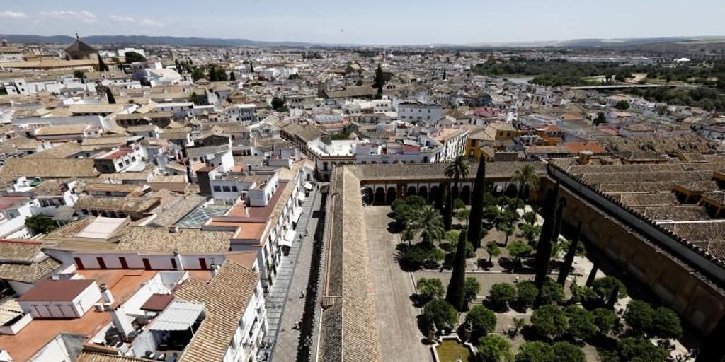 El Colegio de Arquitectos de Córdoba ve margen para que se puedan poner placas solares en el Casco