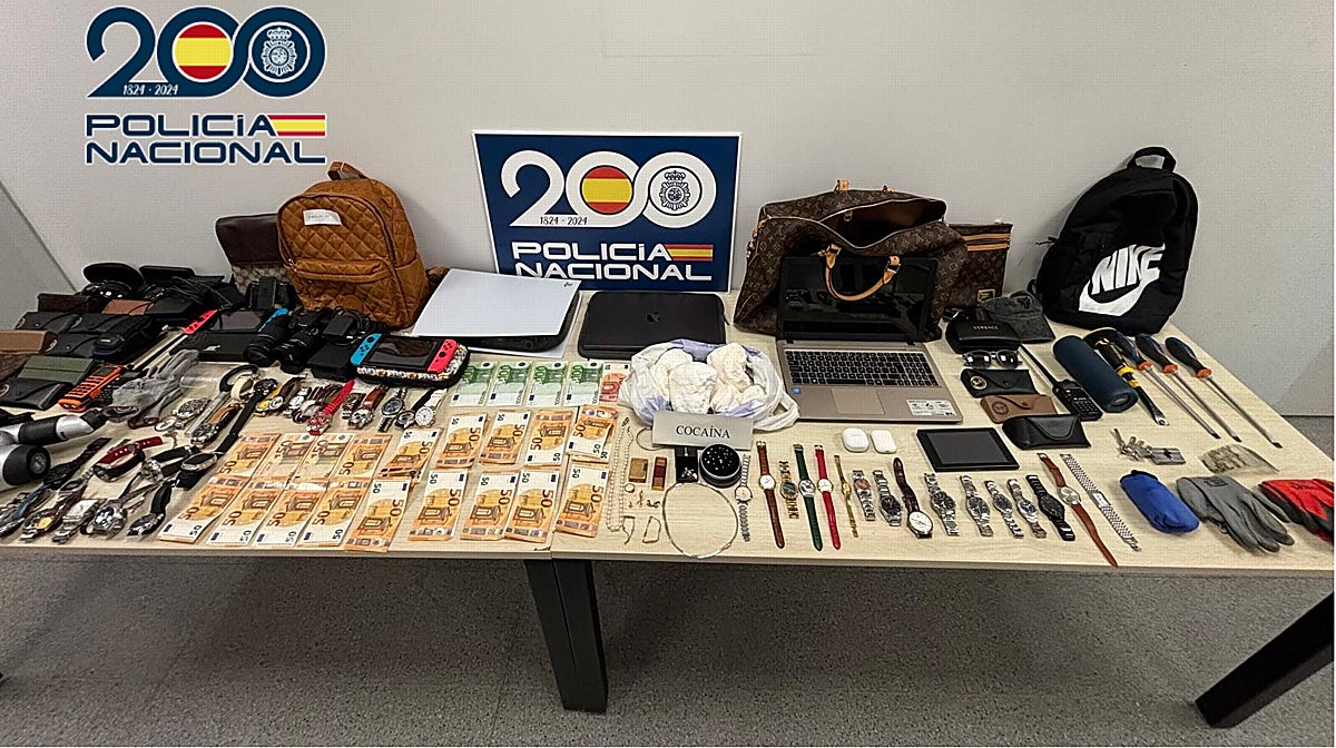 Objetos robados que la Policía Nacional ha recuperado durante la operación, además de dinero y otros efectos