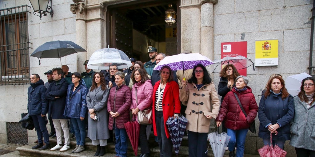 Minuto de silencio en Toledo por las dos últimas víctimas de violencia de género