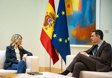 Sánchez y Yolanda Díaz, durante su reunión de este martes en La Moncloa