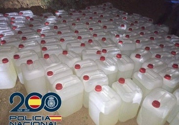 Intervenidos más de 3.800 litros de gasolina para el petaqueo de narcolanchas en Jerez de la Frontera