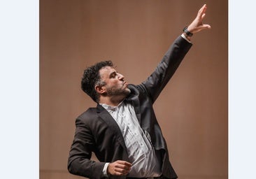El toledano Ulises Illán dirige de nuevo la Orquesta Nacional de Cámara de Armenia
