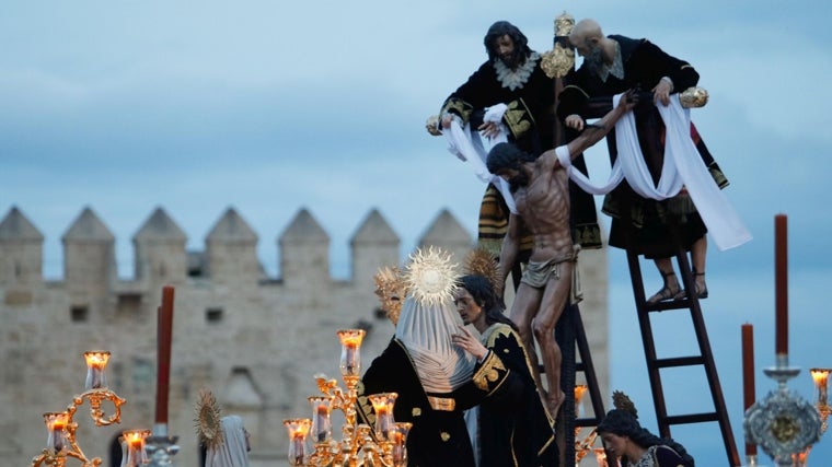 El misterio del Descendimiento, al salir del Puente Romano