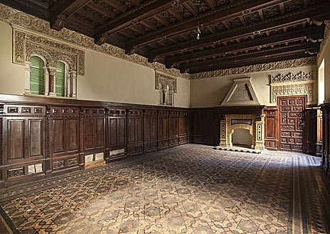 Imagen secundaria 1 - El palacio de un pueblo de Córdoba que diseñó el mismo arquitecto del hotel Alfonso XIII de Sevilla