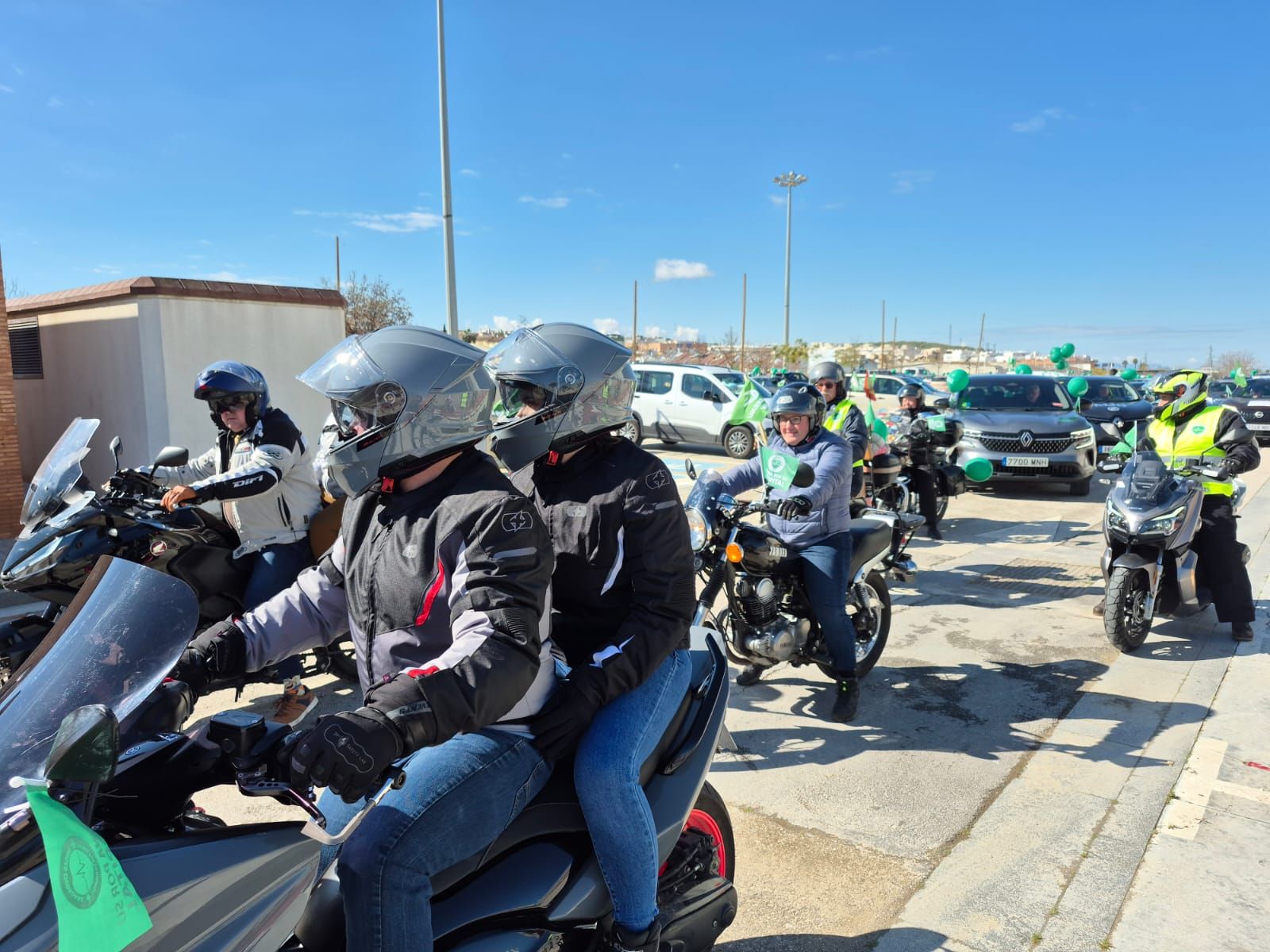 La caravana protesta de Lucena por su Hospital, en imágenes