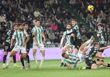 El Córdoba CF cede al final un empate amargo ante el Sporting (1-1)
