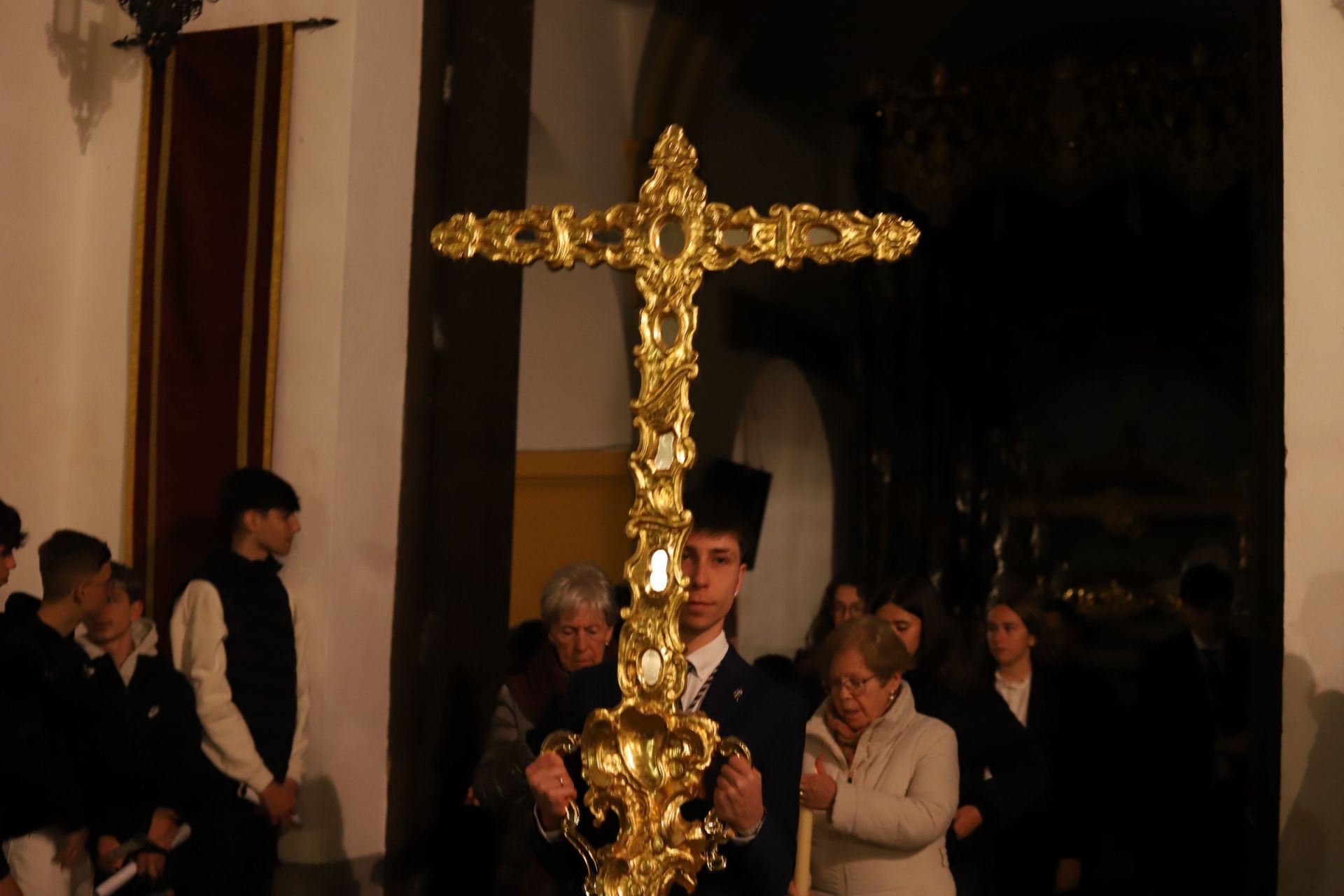 El vía crucis de Jesús de la rPasión en el Alcázar Viejo de Córdoba, en imágenes