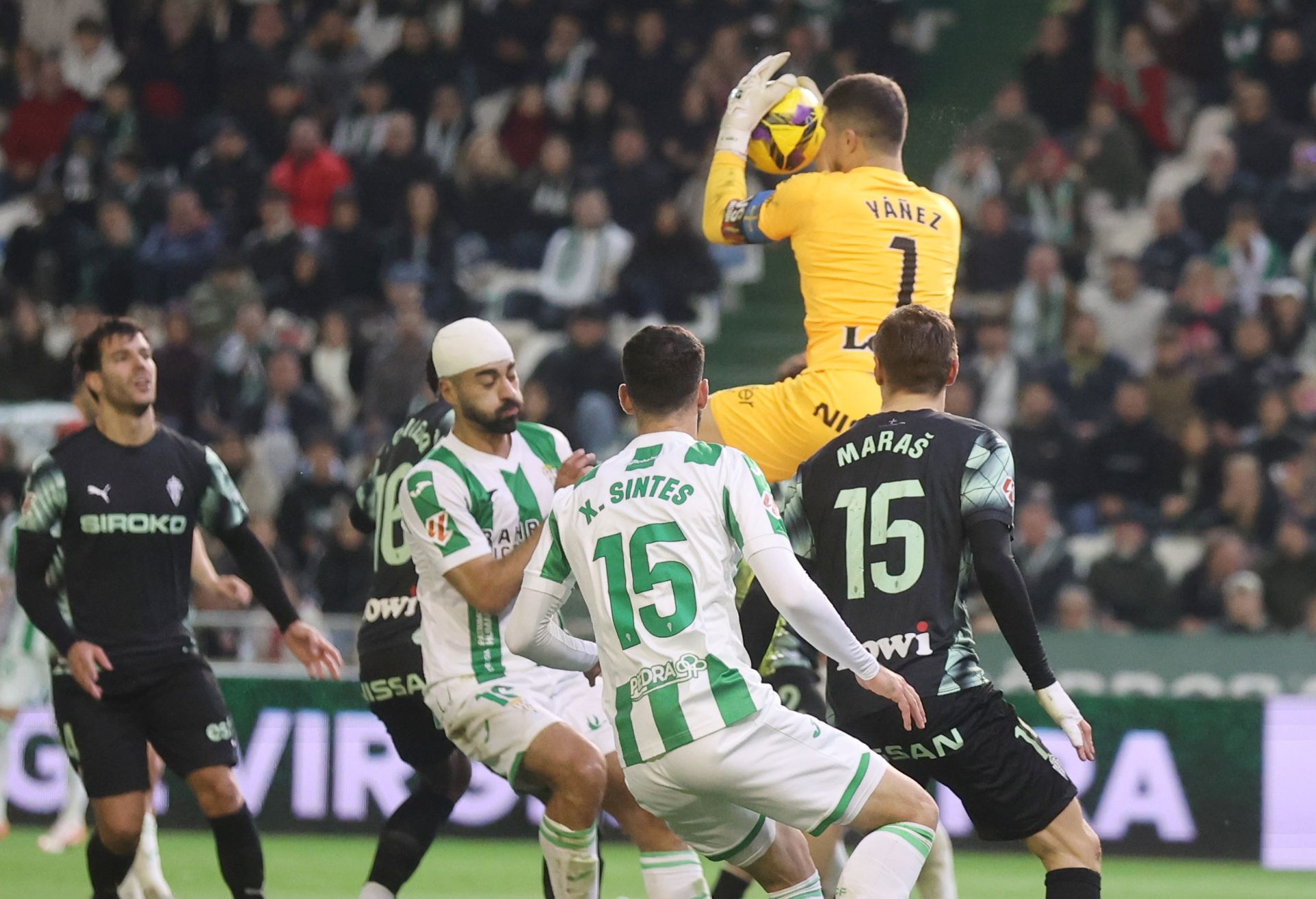 El empate del Córdoba CF ante el Sporting de Gijón, en imágenes
