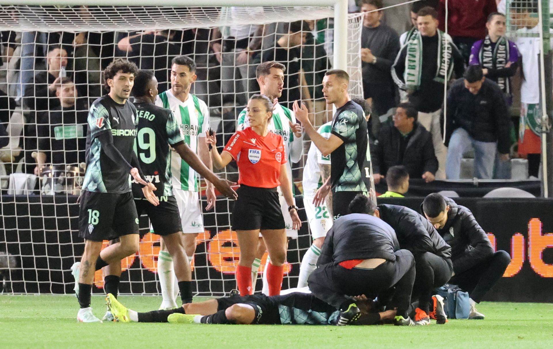 El empate del Córdoba CF ante el Sporting de Gijón, en imágenes