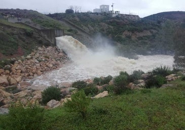 Tiempo en Sevilla, en directo: última hora de la alerta amarilla por lluvias, carreteras cortadas, crecida del Guadalquivir y estado de los embalses