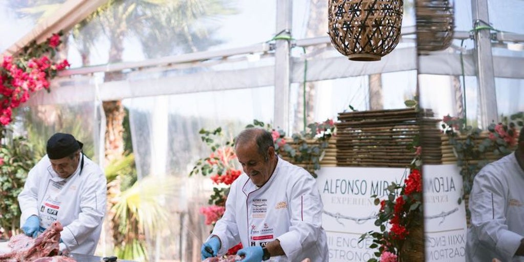 La 'Fiesta de la Matanza' reúne a 287 personas en una nueva jornada de los XXIII Encuentros Gastronómicos Alfonso Mira