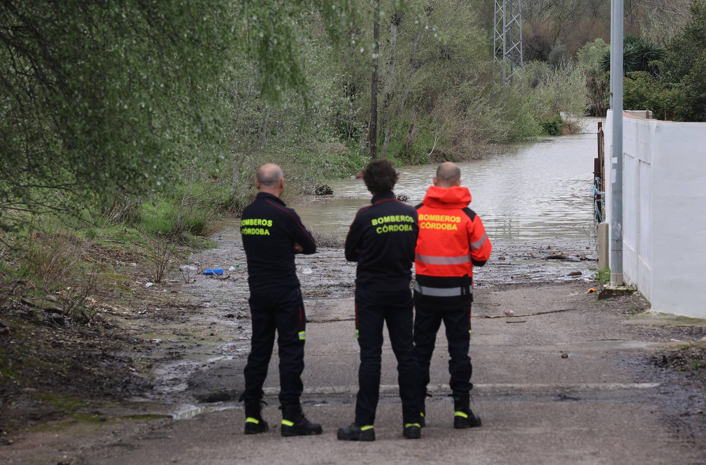 El desolador aspecto de las viviendas anegadas junto al río en Córdoba, en imágenes
