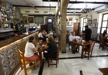 La taberna más típica de Córdoba a la que hay que ir con una hora de antelación