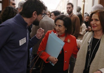 Robles reivindica su papel en el debate sobre el gasto militar pese al ninguneo de Moncloa