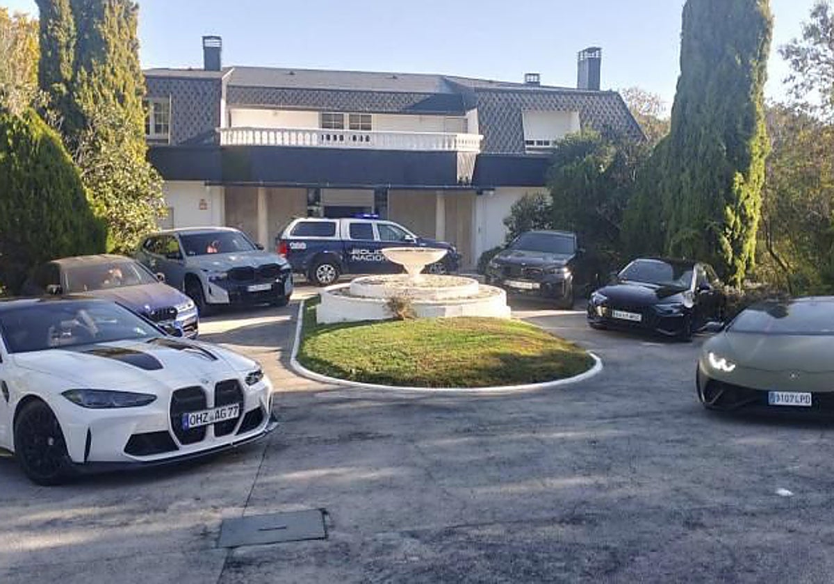 Covches intervenidos a la organización