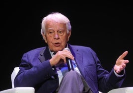 Felipe González sobre el reparto de inmigrantes: «Para eso ya me informa Junts, lo que dicen ellos es lo que es»