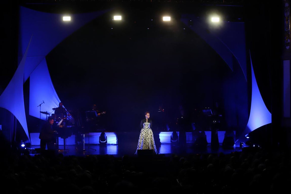 El emocionante concierto de Paloma San Basilio en Córdoba, en imágenes