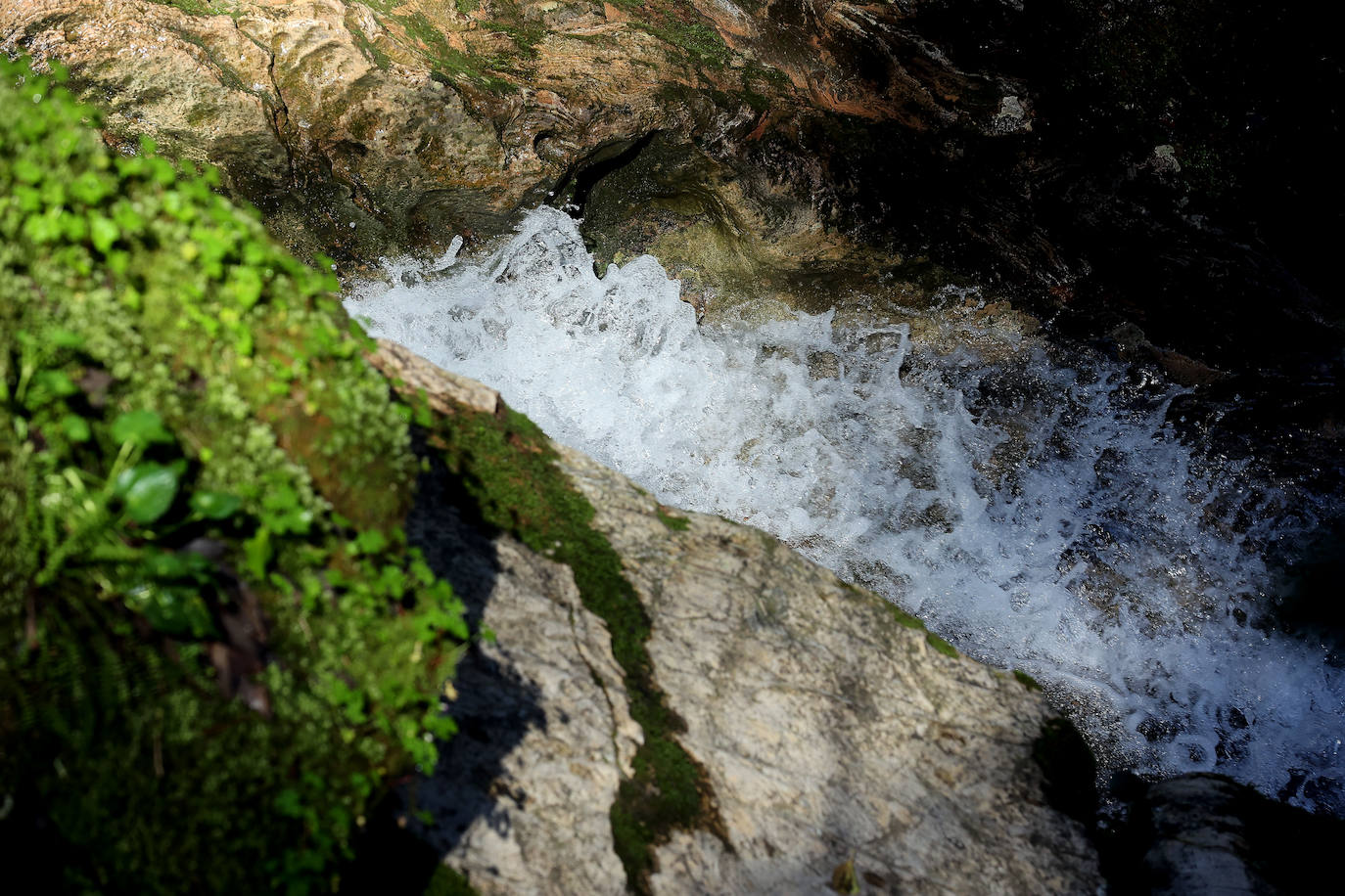 El inusual estado de los Baños de Popea tras las lluvias, en imágenes