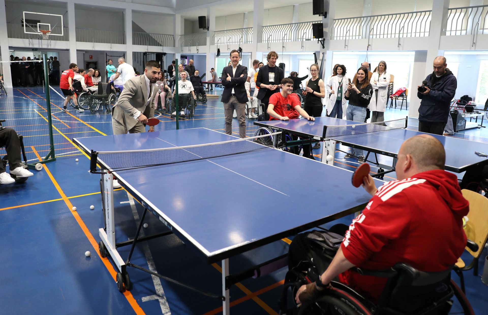 Las imágenes de la inolvidable visita de Ilia Topuria a Toledo