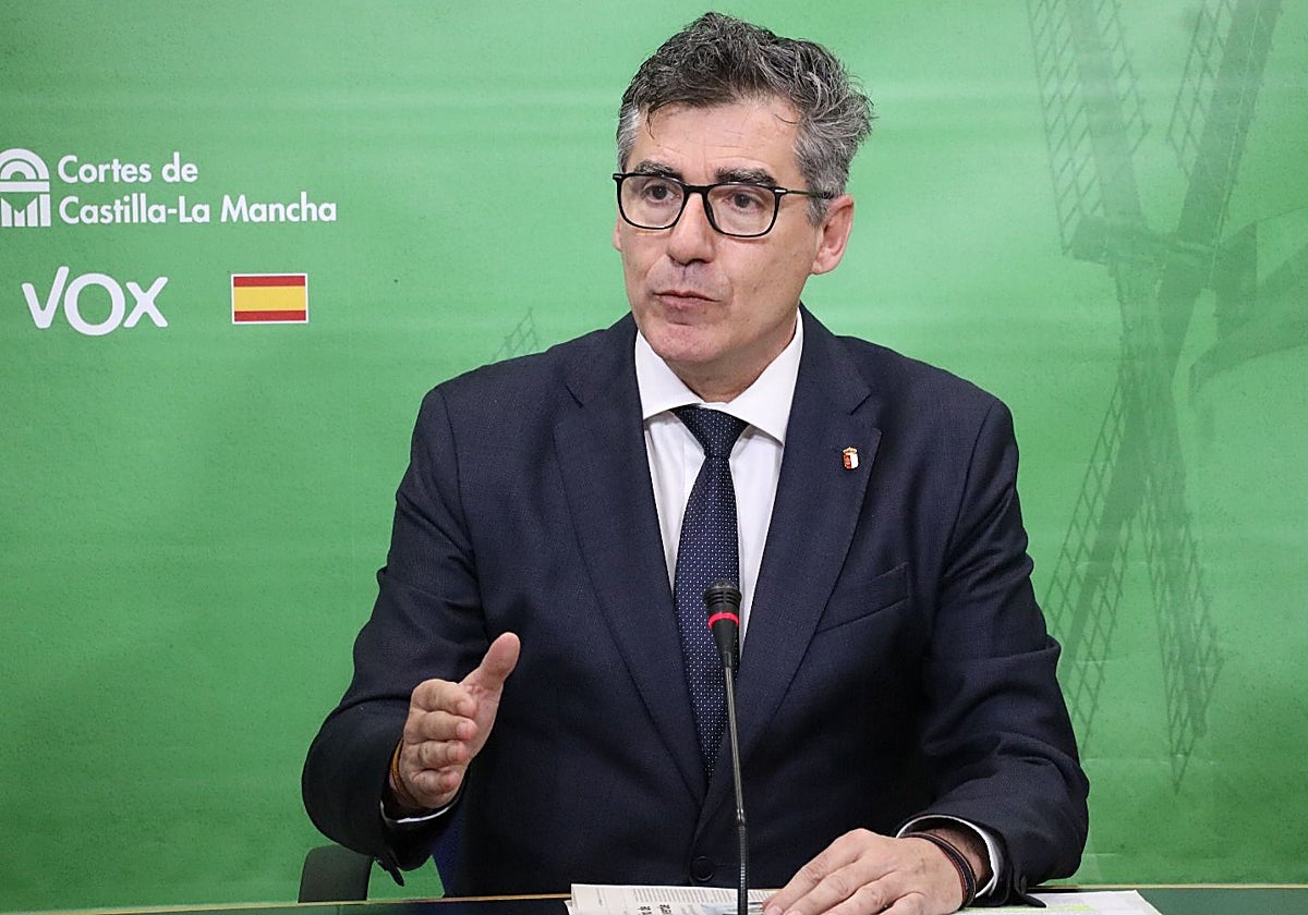 Vox denuncia que Page oculta el número de «inmigrantes ilegales» acogidos en centros públicos de la región