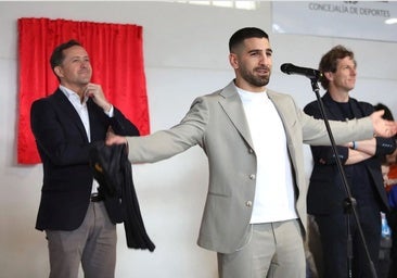 Velázquez dice que Ilia Topuria «no cobró ni un solo euro» por su visita a Toledo