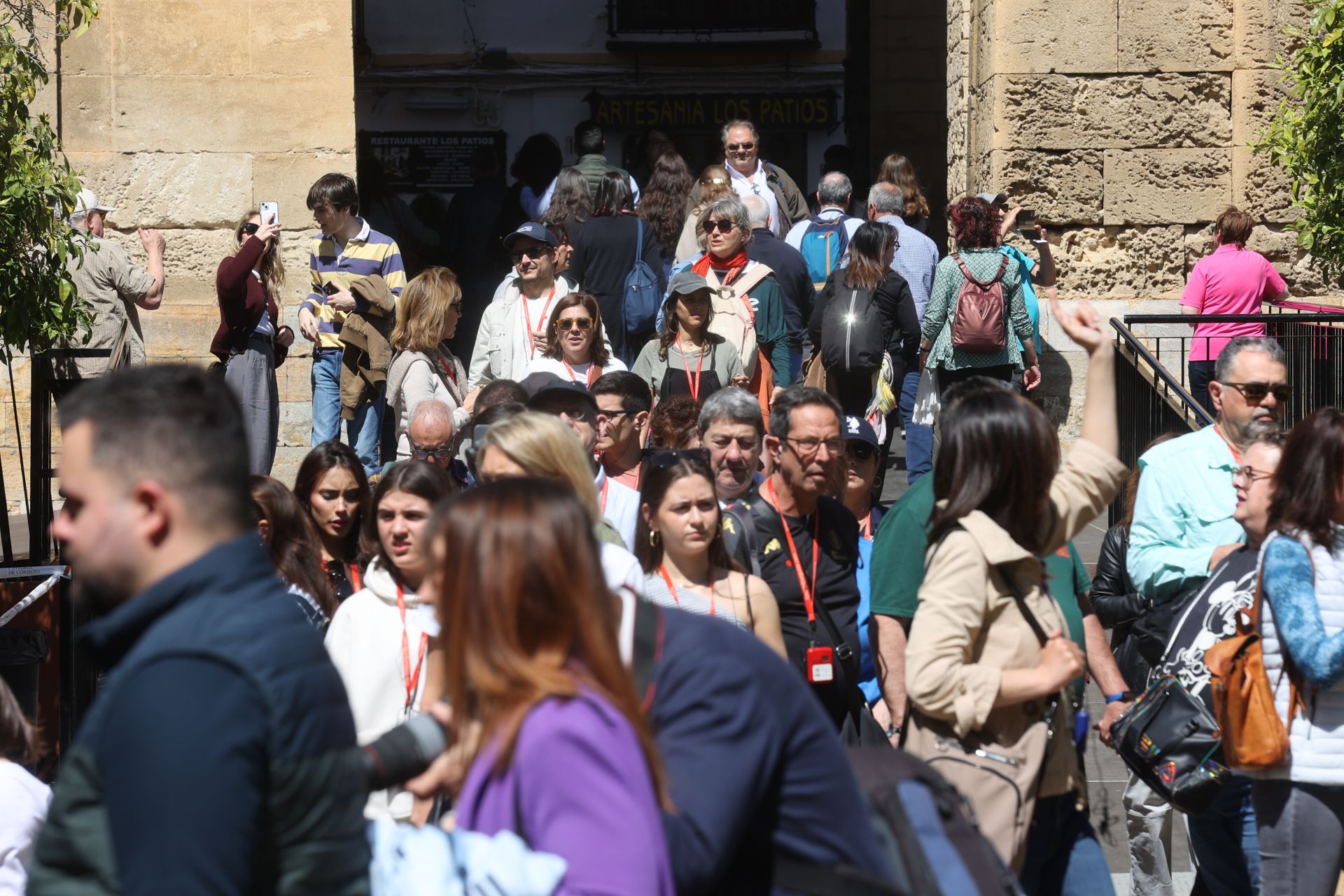 En imágenes, el ambiente en terrazas y calles de Córdoba por el buen tiempo