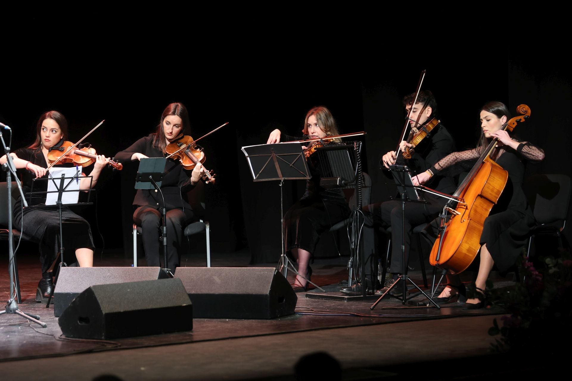 El vibrante concierto de Cuaresma con &#039;La Música de Dios para Córdoba&#039;, en imágenes