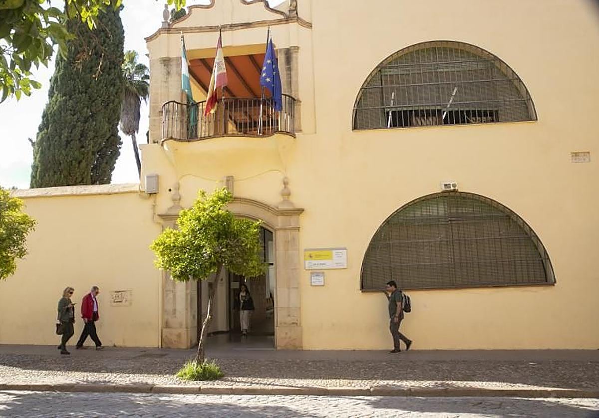 Biblioteca Provincial de la calle Amador de los Ríos, en Córdoba capital