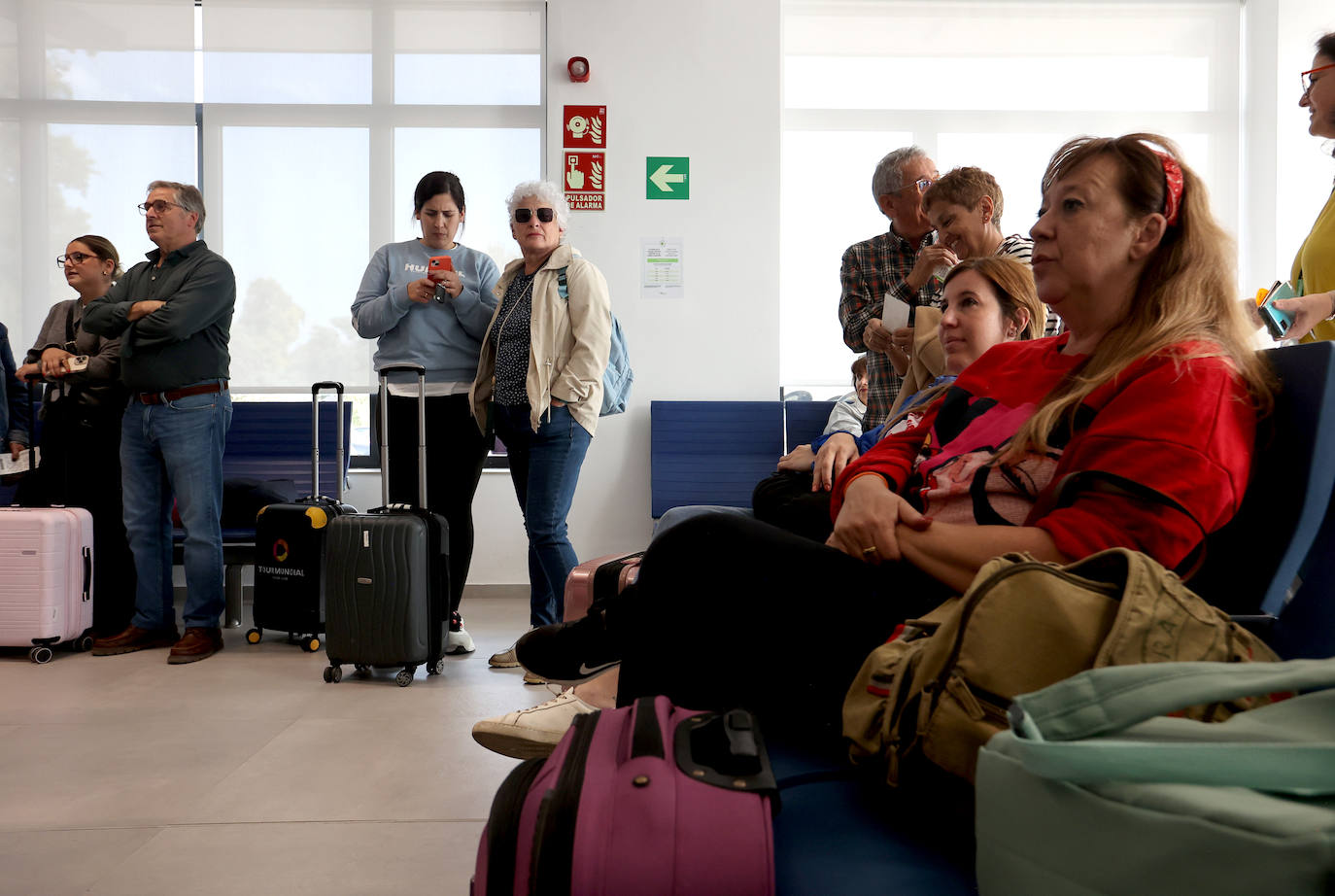 El primer vuelo de Binter entre Canarias y Córdoba, en imágenes