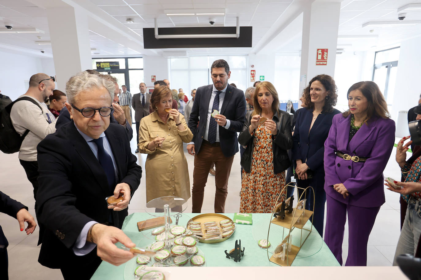 El primer vuelo de Binter entre Canarias y Córdoba, en imágenes