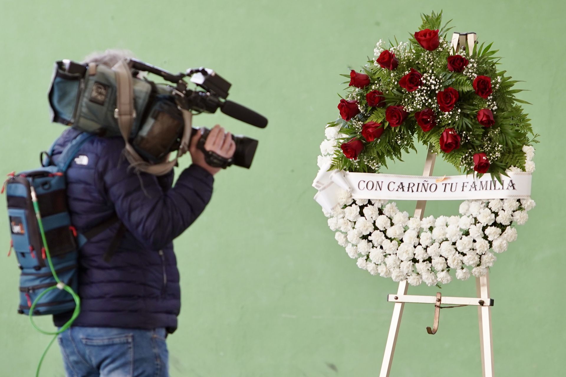 Dolor y silencio en las capillas ardientes de Villablino y Bembibre a la llegada de los mineros fallecidos