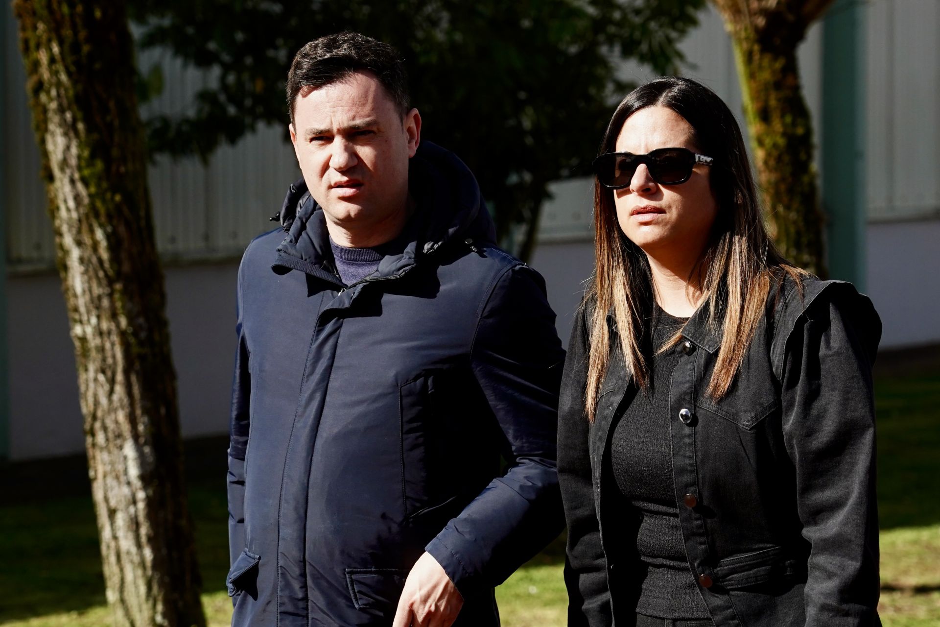 Dolor y silencio en las capillas ardientes de Villablino y Bembibre a la llegada de los mineros fallecidos