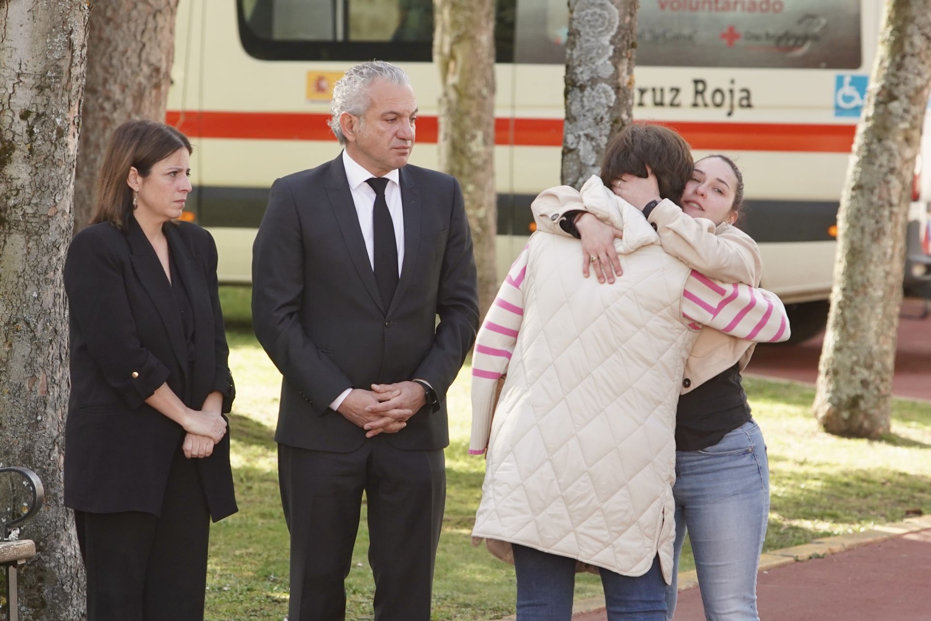 Dolor y silencio en las capillas ardientes de Villablino y Bembibre a la llegada de los mineros fallecidos