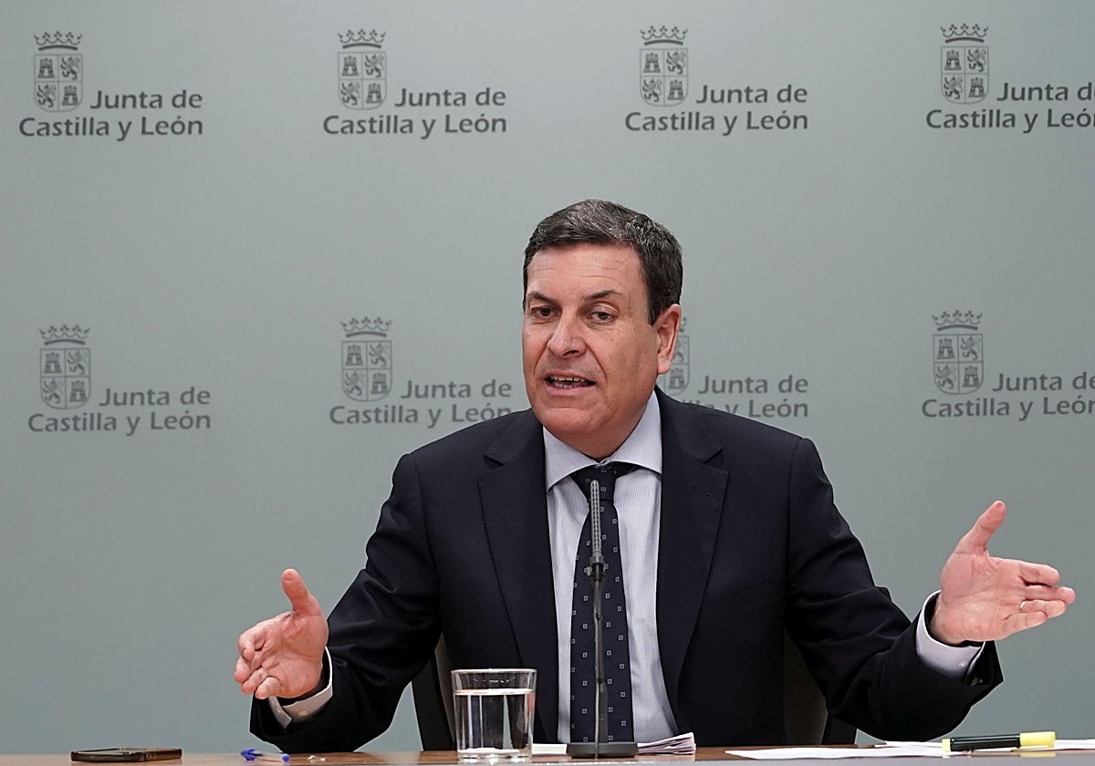 El consejero de Economía y portavoz de la Junta, Carlos Fernández Carriedo