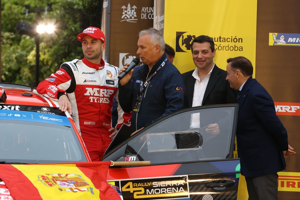 La espectacular presentación del Rally Sierra Morena en el corazón de Córdoba, en imágenes