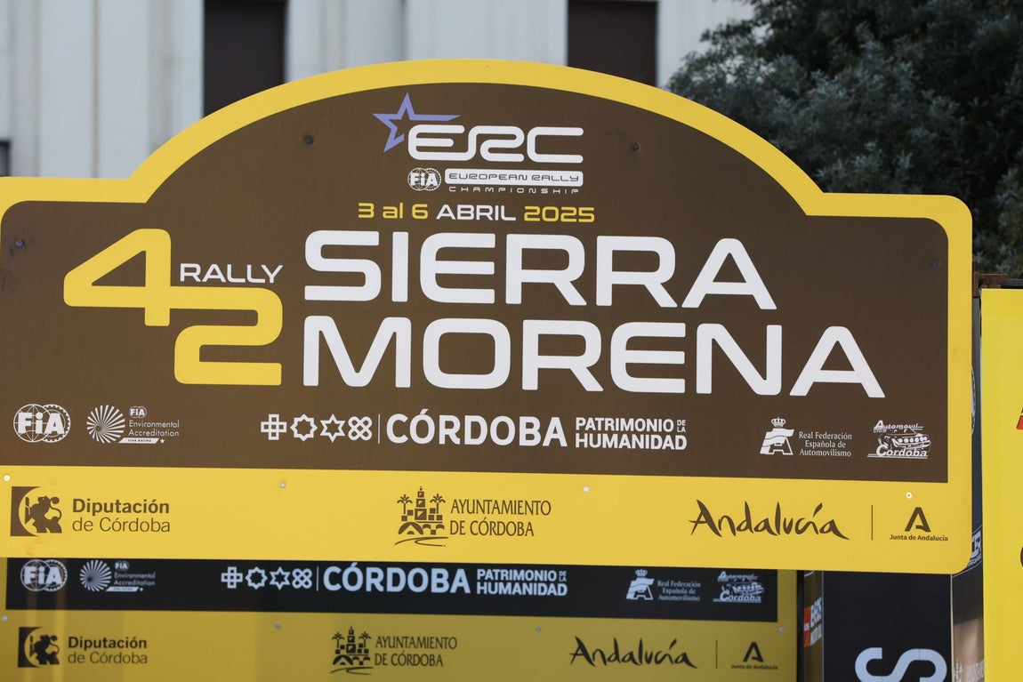 La espectacular presentación del Rally Sierra Morena en el corazón de Córdoba, en imágenes