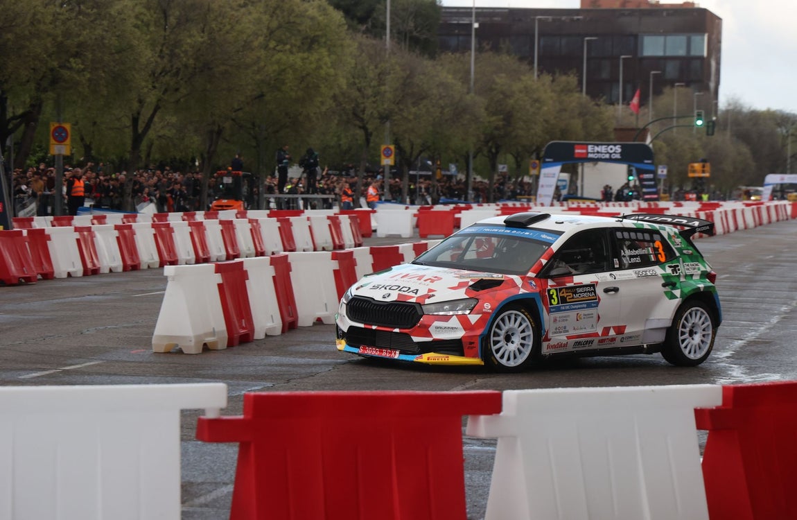 El espectacular tramo urbano del Rally Sierra Morena, en imágenes