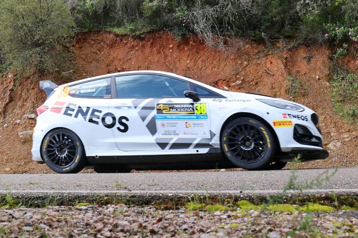 El trepidante Rally en su recorrido por Sierra Morena de Córdoba, en imágenes