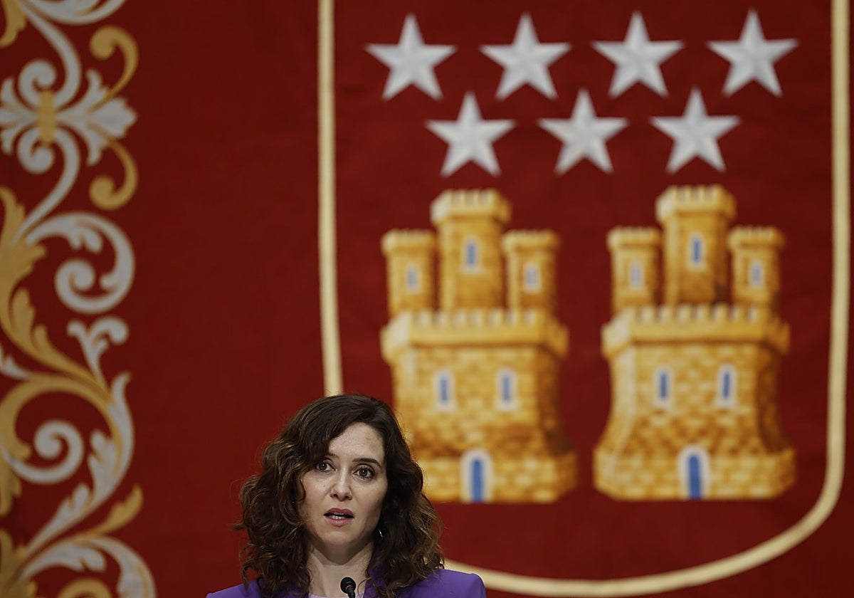 Díaz Ayuso, en el acto de entrega de la Medalla Internacional a Daniel Noboa, en 2023