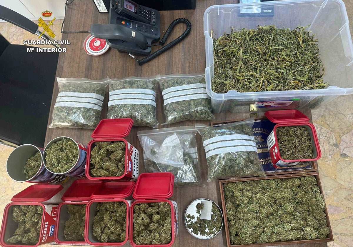 Droga intervenida por la Guardia Civil